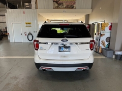 Used 2017  Ford Explorer 4d SUV 4WD Limited at J's Auto near Manchester&comma; IA