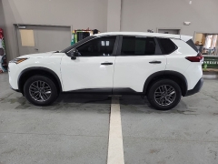 Used 2023  Nissan Rogue FWD S &ast;Ltd Avail&ast; at J's Auto near Manchester&comma; IA