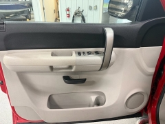 Used 2007  Chevrolet Silverado 1500 2WD Crew Cab 143&period;5" LT w&sol;1LT at J's Auto near Manchester&comma; IA