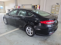 Used 2018  Ford Fusion 4d Sedan SE 2&period;5L at J's Auto near Manchester&comma; IA