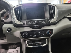 Used 2022  GMC Terrain AWD 4dr SLE at J's Auto near Manchester&comma; IA