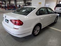 Used 2018  Volkswagen Passat Auto at J's Auto near Manchester&comma; IA