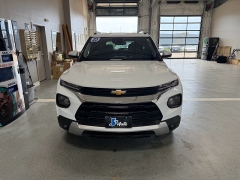 Used 2023  Chevrolet Trailblazer AWD 4dr LT at J's Auto near Manchester&comma; IA