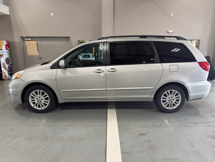 2007 Toyota Sienna XLE