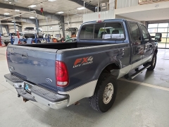 Used 2004  Ford Super Duty F-250 Crew Cab 4WD at J's Auto near Manchester&comma; IA