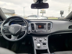 Used 2015  Chrysler 200 4d Sedan S AWD at J's Auto near Manchester&comma; IA