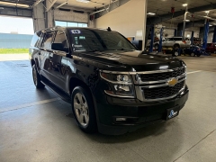 Used 2016  Chevrolet Suburban 4d SUV 4WD LT at J's Auto near Manchester&comma; IA