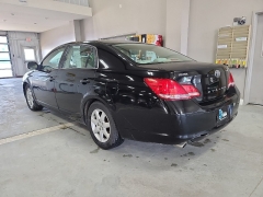 Used 2006  Toyota Avalon 4d Sedan XL at J's Auto near Manchester&comma; IA