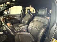 Used 2018  Ford Explorer 4d SUV 4WD Platinum at J's Auto near Manchester&comma; IA