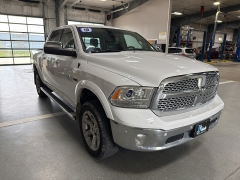 Used 2018  Ram 1500 4WD Crew Cab Laramie at J's Auto near Manchester&comma; IA