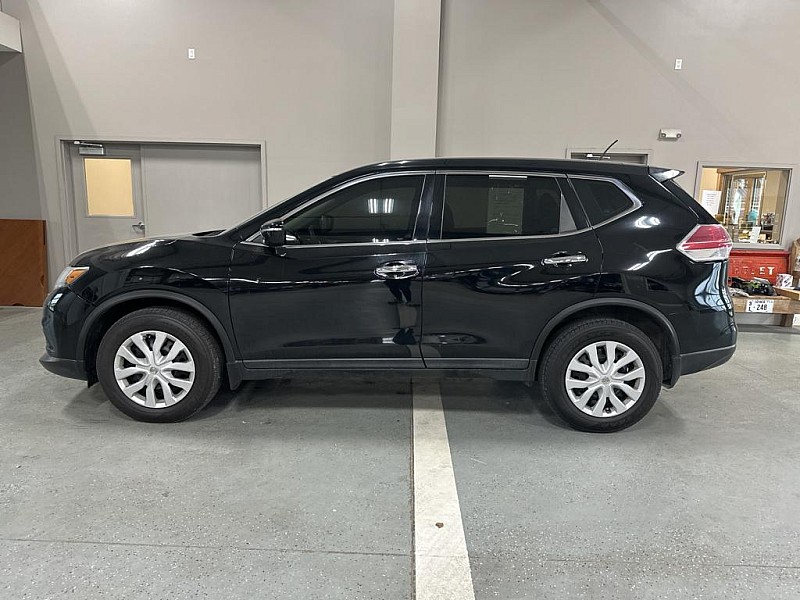Used 2015  Nissan Rogue AWD 4dr S at J's Auto near Manchester, IA