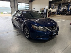Used 2016  Nissan Altima 4dr Sdn I4 2&period;5 SR at J's Auto near Manchester&comma; IA