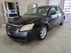 Used 2006  Toyota Avalon 4d Sedan XL at J's Auto near Manchester&comma; IA
