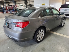Used 2013  Chrysler 200 4d Sedan Touring at J's Auto near Manchester&comma; IA