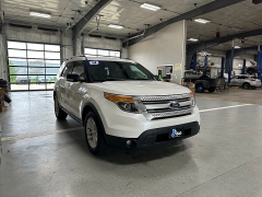 Used 2014 Ford Explorer 4d SUV 4WD XLT at J's Auto near Manchester, IA