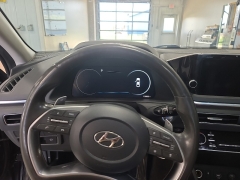 Used 2022  Hyundai Sonata Limited 1&period;6T at J's Auto near Manchester&comma; IA