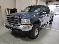 Used 2004  Ford Super Duty F-250 Crew Cab 4WD at J's Auto near Manchester&comma; IA