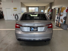Used 2013  Chrysler 200 4d Sedan Touring at J's Auto near Manchester&comma; IA