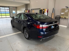 Used 2018  Lexus ES ES 350 FWD at J's Auto near Manchester&comma; IA