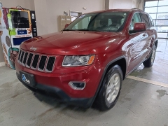 Used 2014  Jeep Grand Cherokee 4WD 4dr Laredo at J's Auto near Manchester&comma; IA