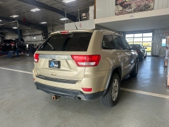 Used 2011  Jeep Grand Cherokee 4WD 4dr Laredo at J's Auto near Manchester, IA