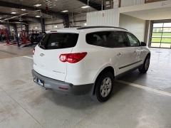 Used 2009  Chevrolet Traverse 4d SUV FWD LS at J's Auto near Manchester&comma; IA
