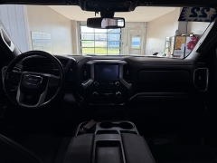 Used 2022  GMC Sierra 2500HD 4WD Crew Cab 159" SLE at J's Auto near Manchester&comma; IA