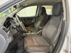 Used 2016  Chevrolet Traverse 4d SUV AWD LT w&sol;1LT at J's Auto near Manchester&comma; IA