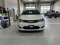 Used 2017 Chrysler Pacifica 4d Wagon Touring-L Plus at J's Auto near Manchester, IA