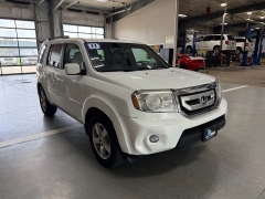 Used 2011  Honda Pilot 4d SUV 4WD EX-L w&sol;DVD at J's Auto near Manchester&comma; IA