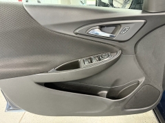 Used 2017  Chevrolet Malibu 4d Sedan LT at J's Auto near Manchester&comma; IA