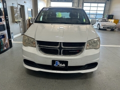 Used 2013 Dodge Grand Caravan 4d Wagon SXT at J's Auto near Manchester, IA