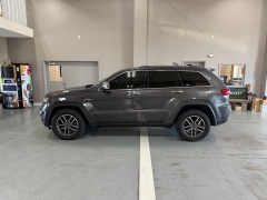 Used 2020  Jeep Grand Cherokee Limited 4x4 at J's Auto near Manchester&comma; IA