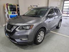 Used 2017  Nissan Rogue 2017&period;5 FWD SV at J's Auto near Manchester&comma; IA