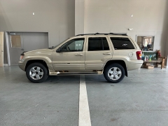 Used 2001 Jeep Grand Cherokee 4d SUV 4WD Limited V8 at J's Auto near Manchester, IA