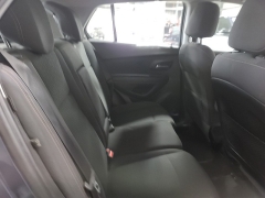 Used 2018  Chevrolet Trax 4d SUV FWD LS at J's Auto near Manchester&comma; IA