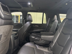 Used 2017 Cadillac Escalade 4d SUV 4WD Platinum at J's Auto near Manchester, IA