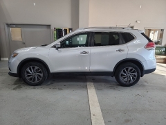Used 2016  Nissan Rogue AWD 4dr SL at J's Auto near Manchester&comma; IA