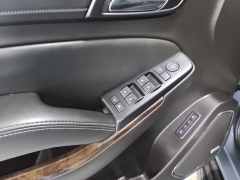 Used 2016  Chevrolet Suburban 4d SUV 4WD LT at J's Auto near Manchester&comma; IA