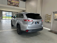 Used 2016 Toyota Highlander 4d SUV AWD XLE at J's Auto near Manchester, IA
