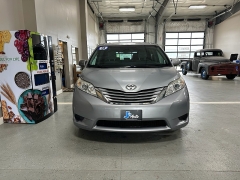Used 2015 Toyota Sienna 5dr Van LE FWD (Natl) at J's Auto near Manchester, IA