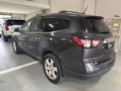 Used 2016  Chevrolet Traverse 4d SUV AWD LT w&sol;1LT at J's Auto near Manchester&comma; IA