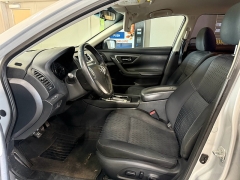 Used 2018  Nissan Altima 2&period;5 SV Sedan at J's Auto near Manchester&comma; IA