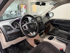 Used 2013  Dodge Grand Caravan 4d Wagon SXT at J's Auto near Manchester&comma; IA