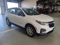 Used 2024  Chevrolet Equinox FWD 4dr LS w&sol;1FL at J's Auto near Manchester&comma; IA