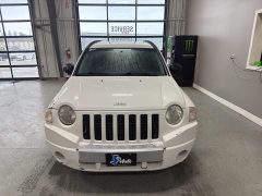 Used 2007  Jeep Compass 4d SUV 4WD Limited at J's Auto near Manchester&comma; IA