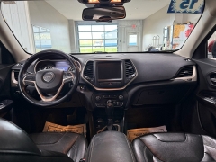 Used 2015  Jeep Cherokee 4d SUV 4WD Limited at J's Auto near Manchester&comma; IA