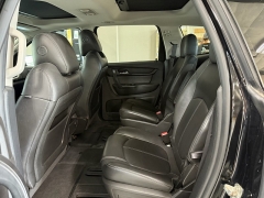 Used 2017  Chevrolet Traverse 4d SUV AWD LT w&sol;2LT at J's Auto near Manchester&comma; IA