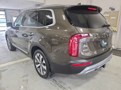 Used 2020  Kia Telluride 4d SUV AWD S at J's Auto near Manchester&comma; IA