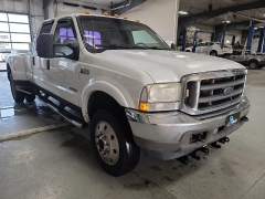 Used 2004  Ford Super Duty F-550 DRW Crew Cab WB CA 4WD at J's Auto near Manchester&comma; IA